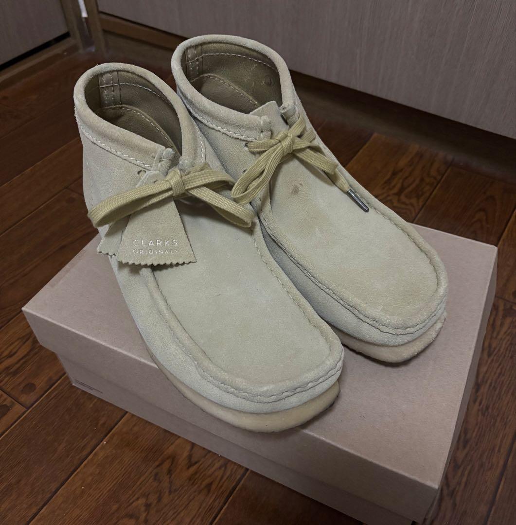 使用回数2回 CLARKS ベージュ ワラビー 28cm