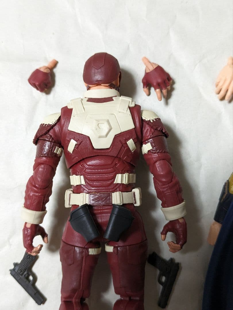 マーベルレジェンド・セントリー&レッドガーディアン　②