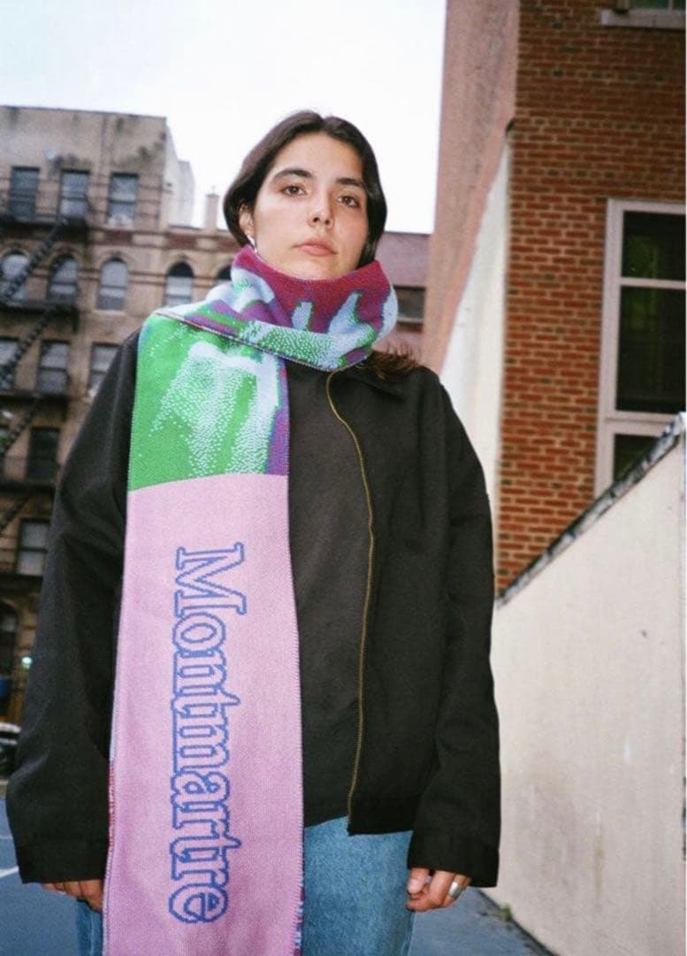 モンマントルニューヨーク　マフラー