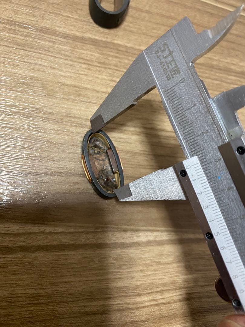 頭　縁　目貫