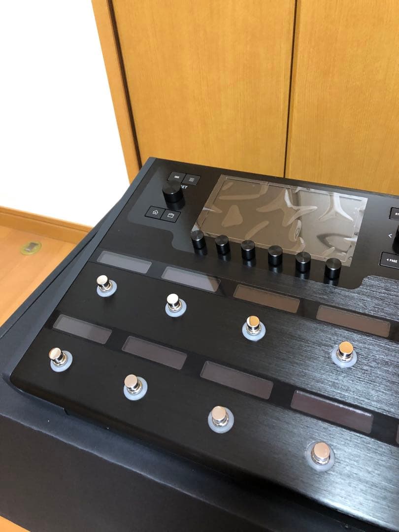 LINE 6 HELIX マルチエフェクター
