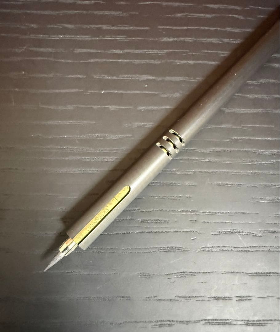 VENVSTAS DESIGNER 8 Carbon 2ミリ芯ホルダー