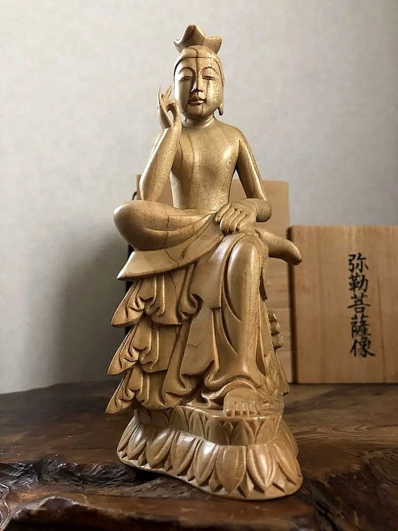 仏教美術 木製 弥勒菩薩 桐共箱