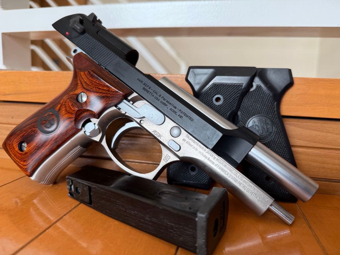WA ベレッタ M92FS アルタモント 木製グリップ付 ガスガン ガスブロ
