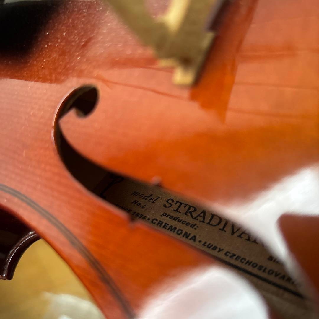 バイオリン本体 ケース付き　STRADIVARIUS型
