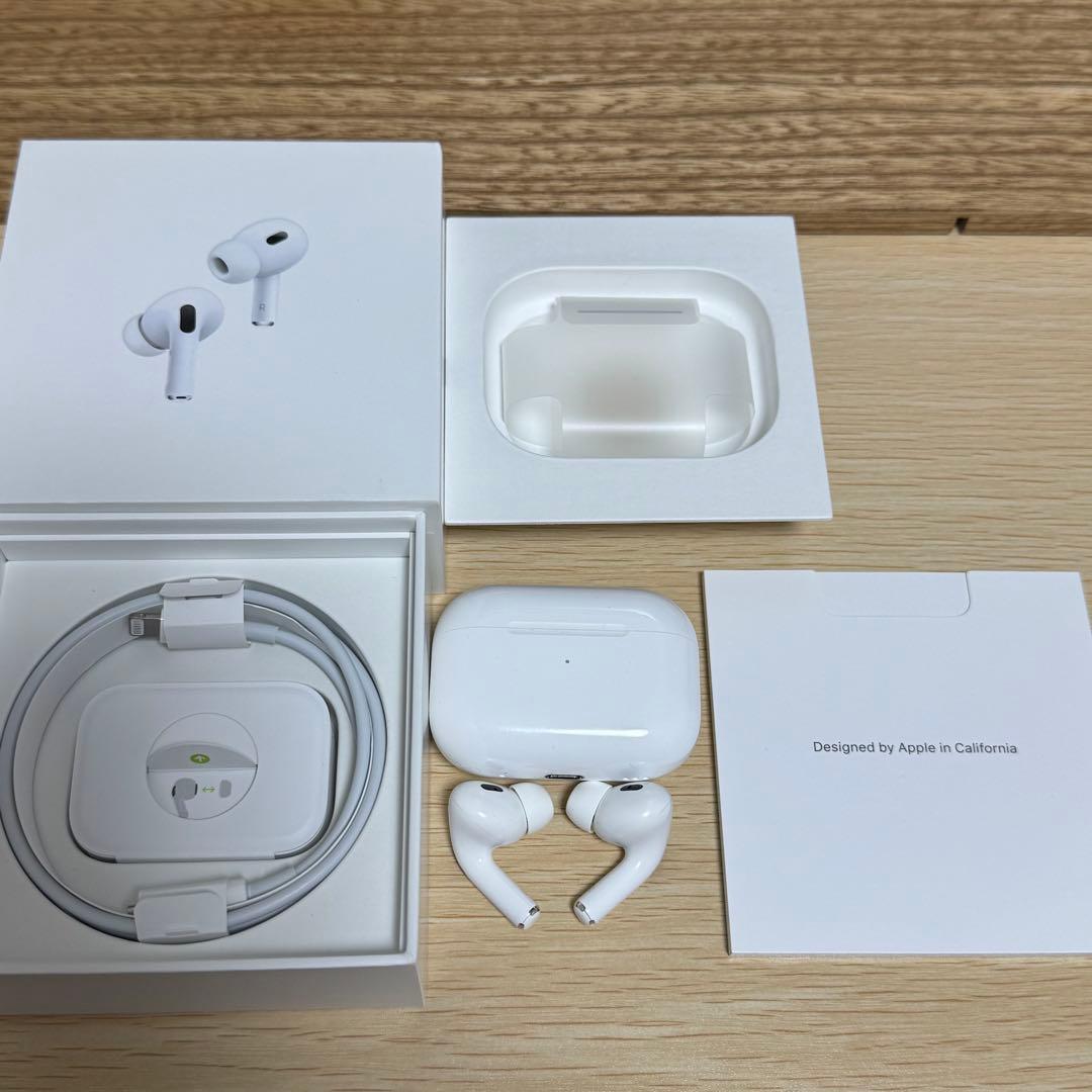 【美品】AirPods Pro (第2世代) MQD83J/A 箱、ケーブルあり