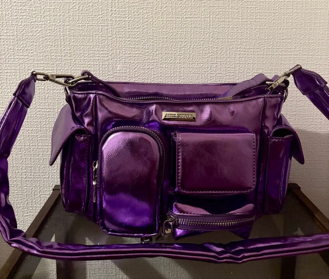 ANNA SUI NYC マルチポケットチビバッグ パープル