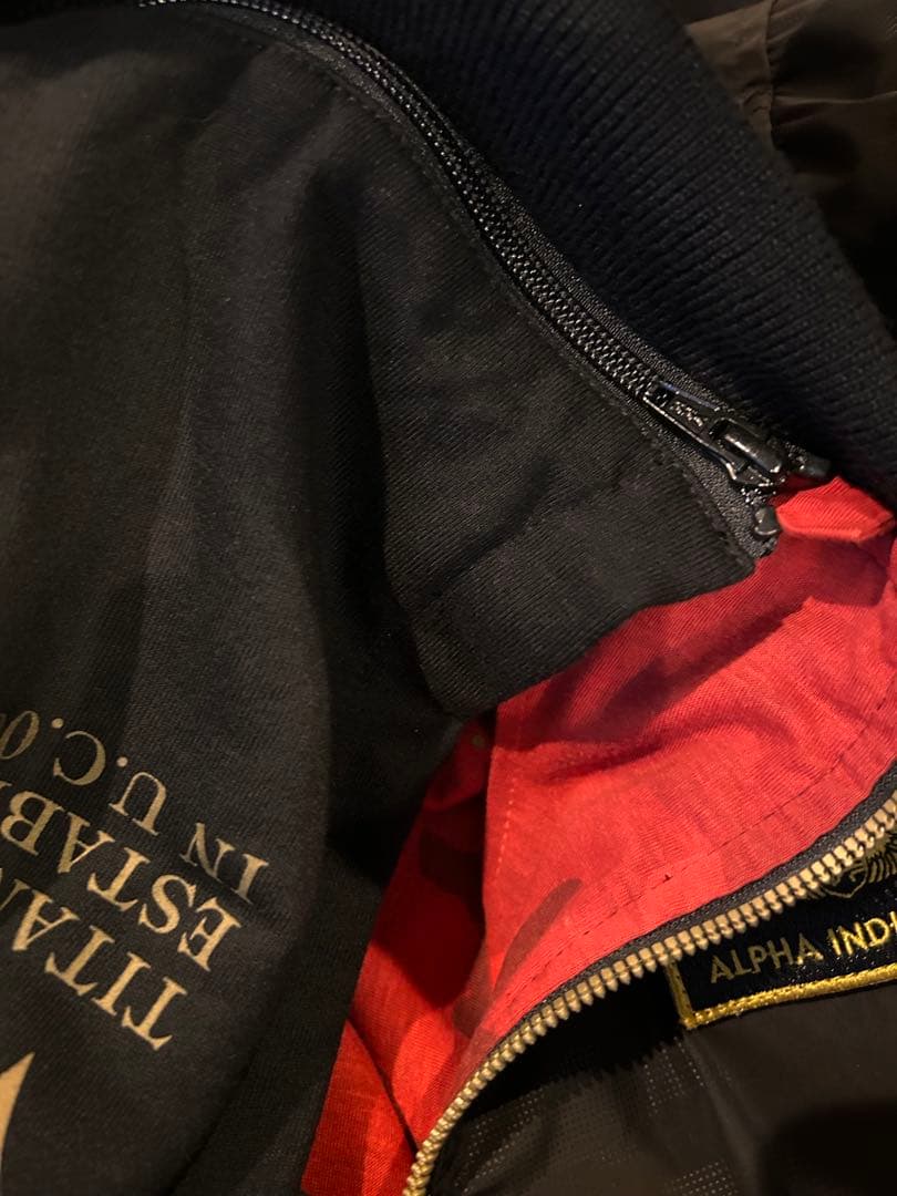 XL MA-1 ALPHA ガンダム限定INDUSTRIES 綿ヌキ フード