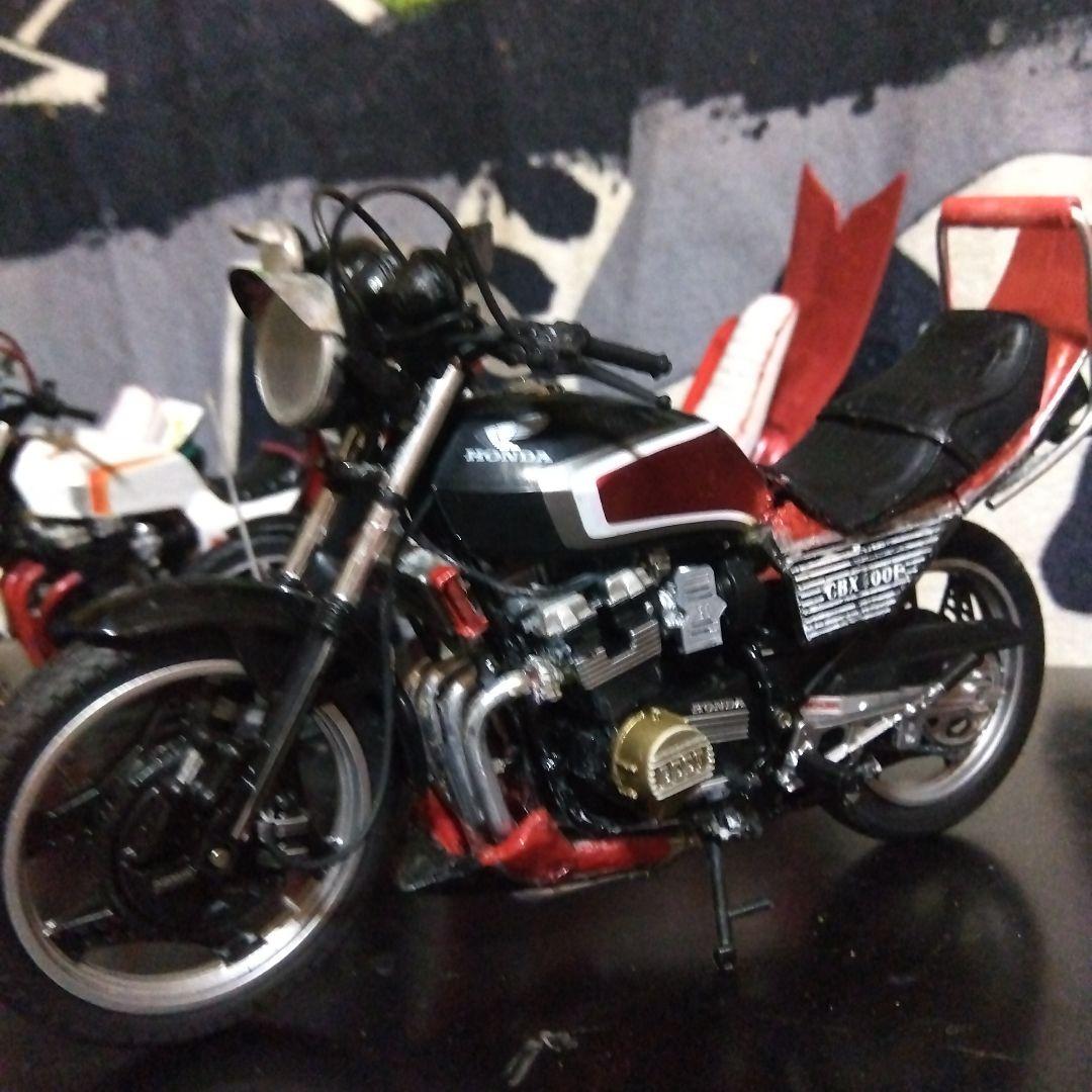 アオシマCBX400F