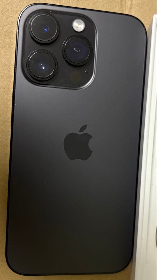 赤*猿様 iPhone14pro 256 新品同様