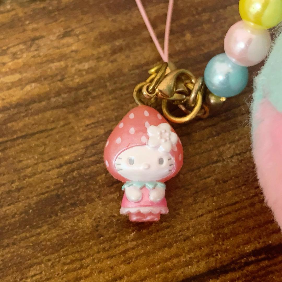 ☆激レア☆ ハローキティ　pink いちごBIGマスコット ストラップ　希少
