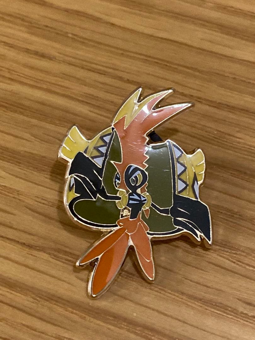 ピンズ・ピンバッジ・缶バッジ Pin 30