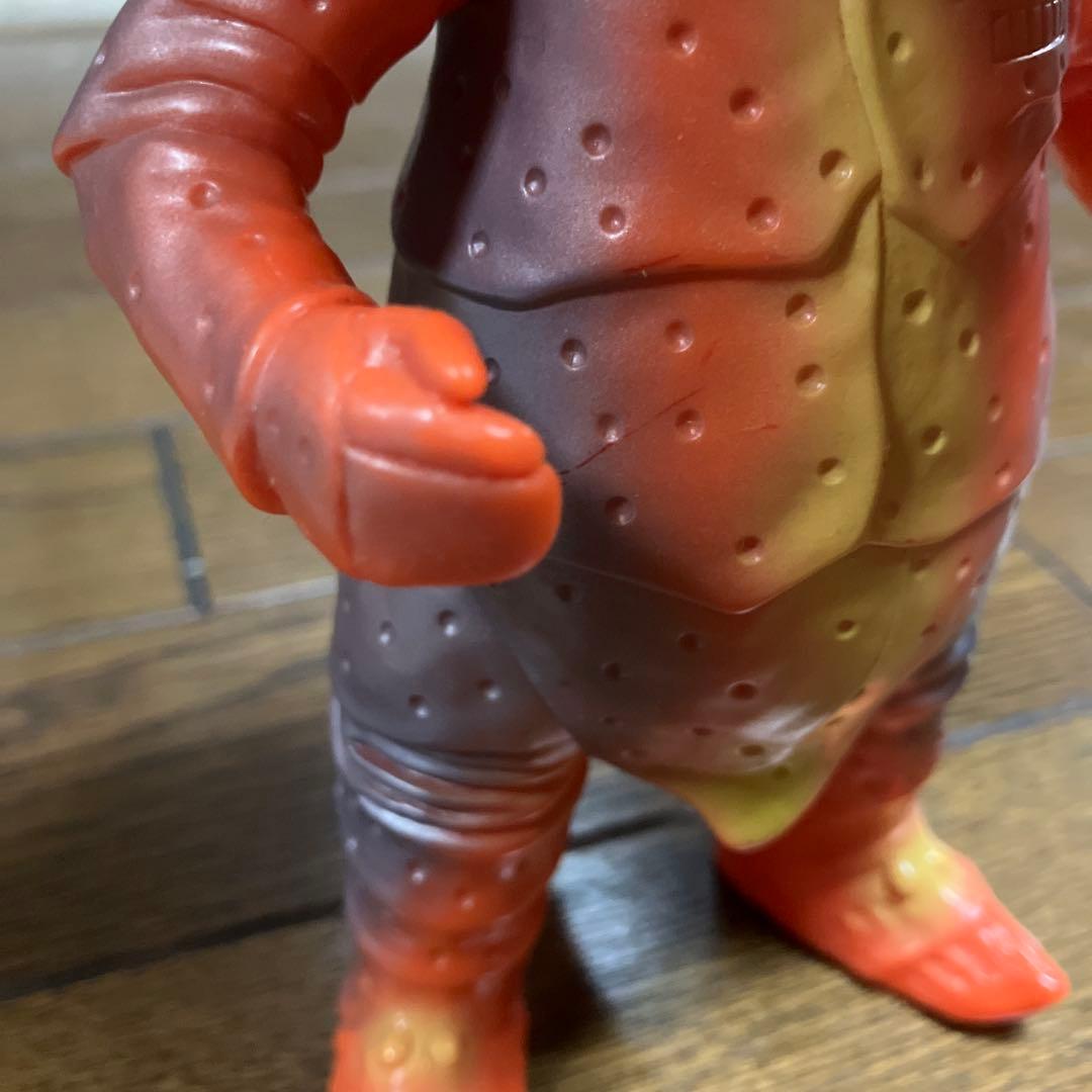 ソフビ カネゴン 怪獣郷 やまなや ウルトラＱ ブルマァク マルサン 円谷