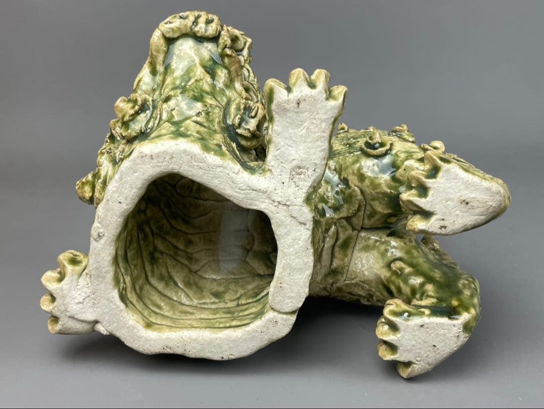 細密細工 名工 村瀬甲二 作 瀬戸焼 手び練り作家 黄瀬戸焼の獅子 阿像 古瀬戸