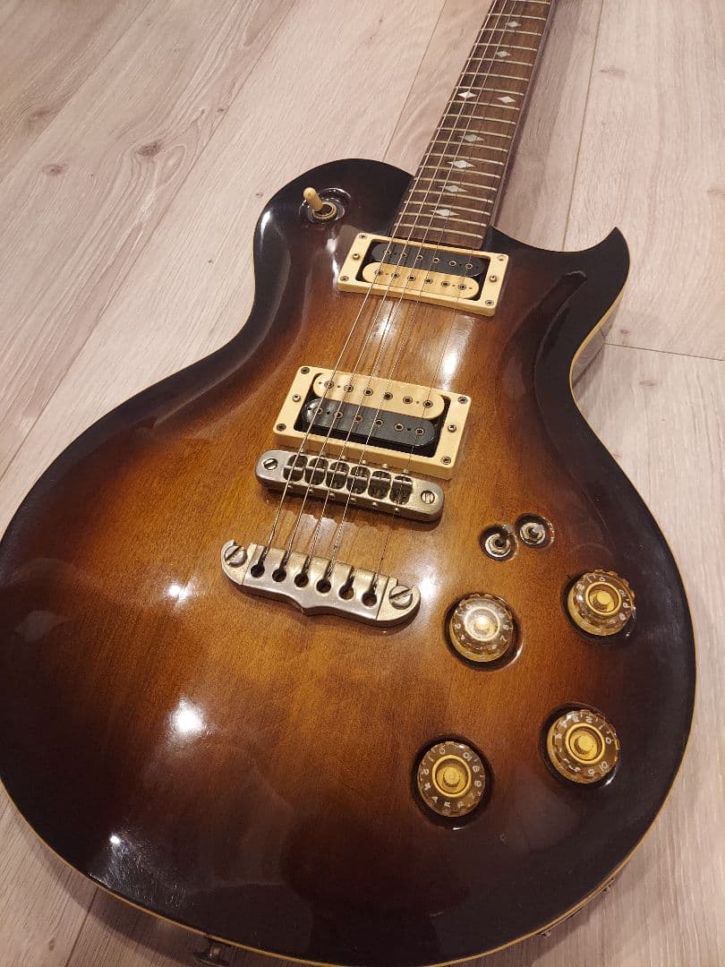 Aria pro Ⅱ PE-R60 エレキギター