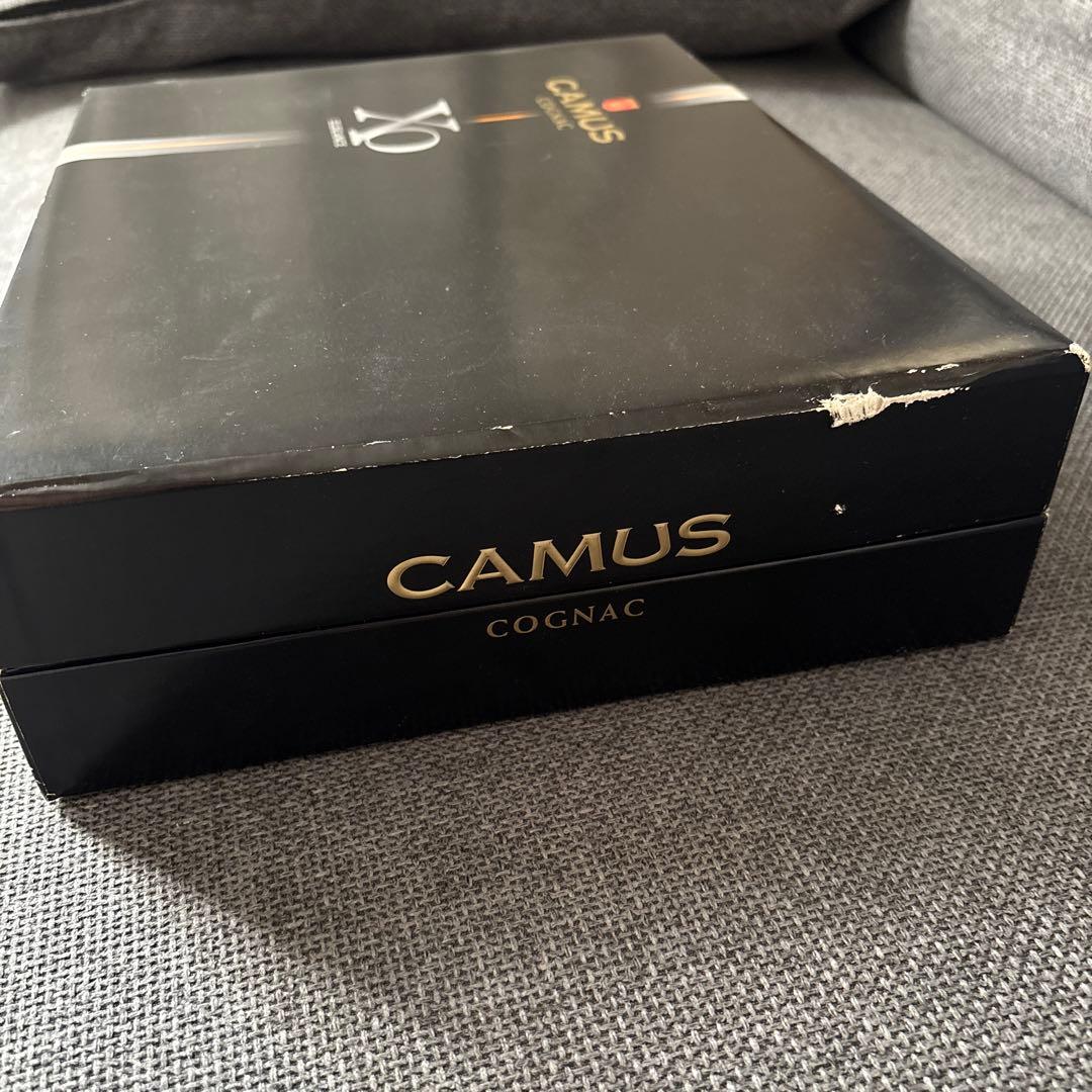 ◎CAMUS カミュコニャックXO エレガンス ブランデーグラス2個付き 箱入り