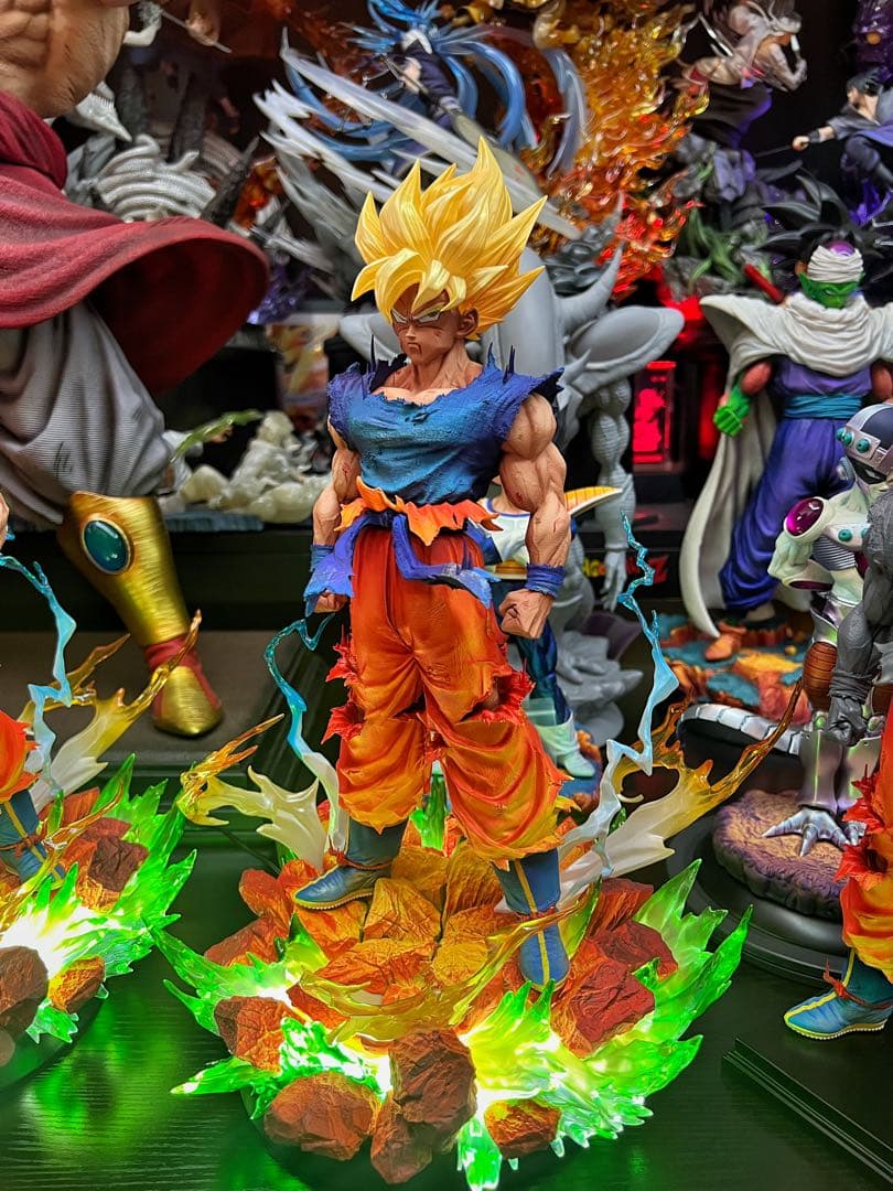 ドラゴンボールZ スーパサイヤ人孫悟空 ガレージキッドフィギュア