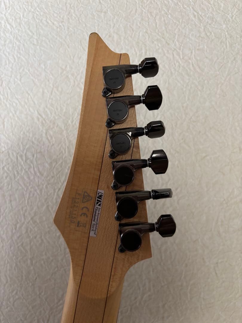 Guitar Ibanez S5470Prestage、ケース付き