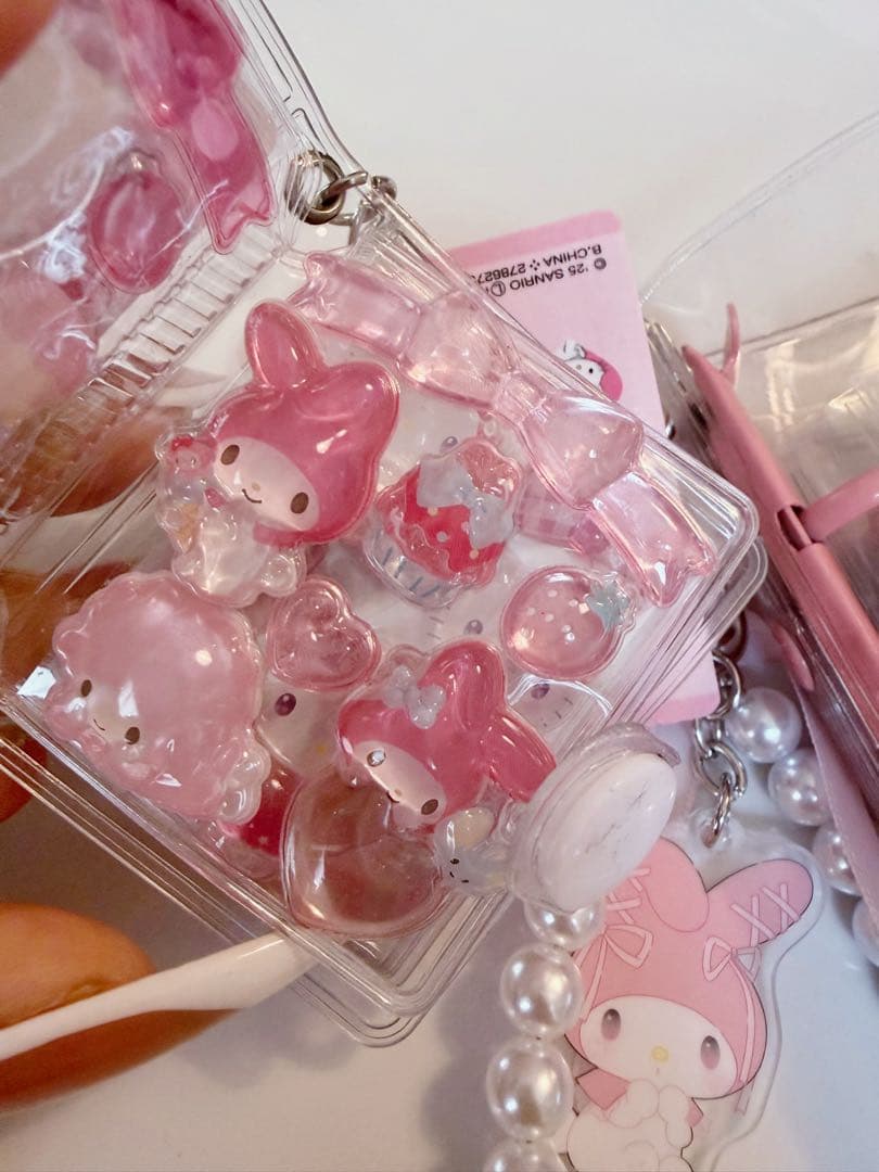 マイメロディ ハローキティ シール帳完成品♡
