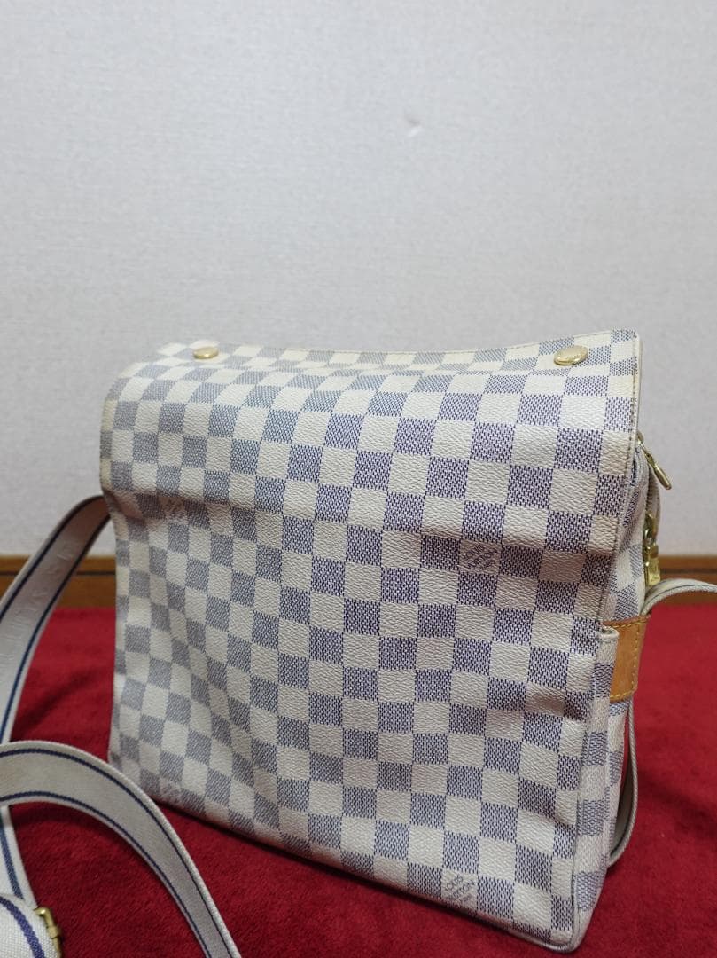 美品ルイヴィトン LOUIS VUITTON ナヴィグリオ アズール ホワイト