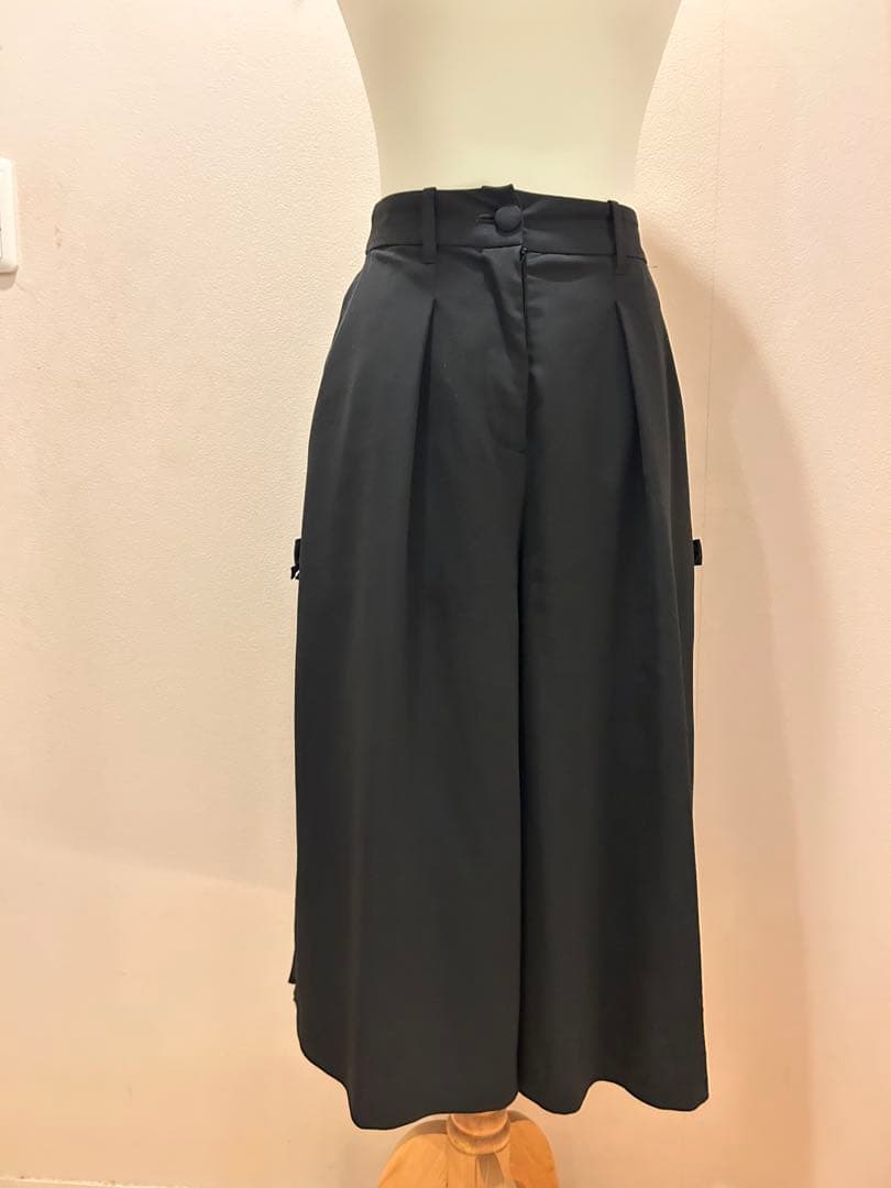 M'S GRACY ブラック ガウチョ、グレーワイドパンツ2点おまとめ