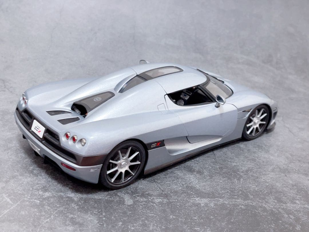 オートアート 1/18 ケーニグセグ CCX