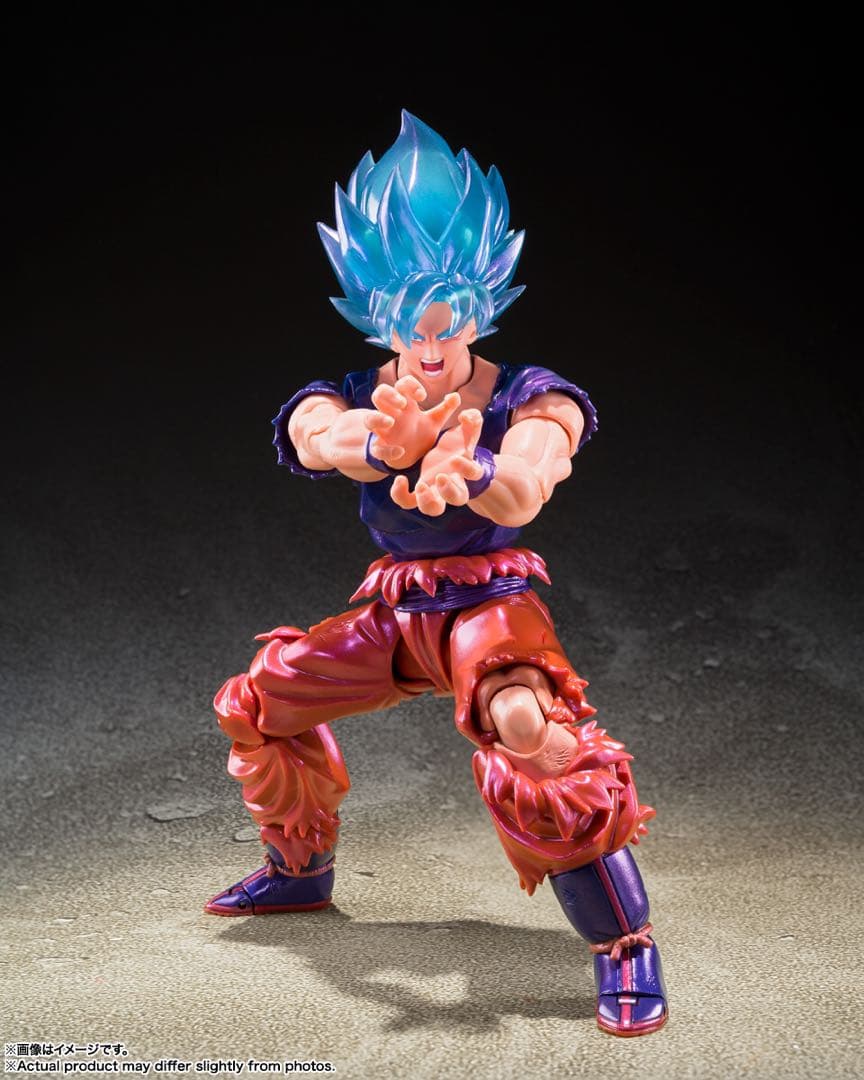 新品 S.H.Figuarts スーパーサイヤ人ゴッドスーパーサイヤ人　孫悟空