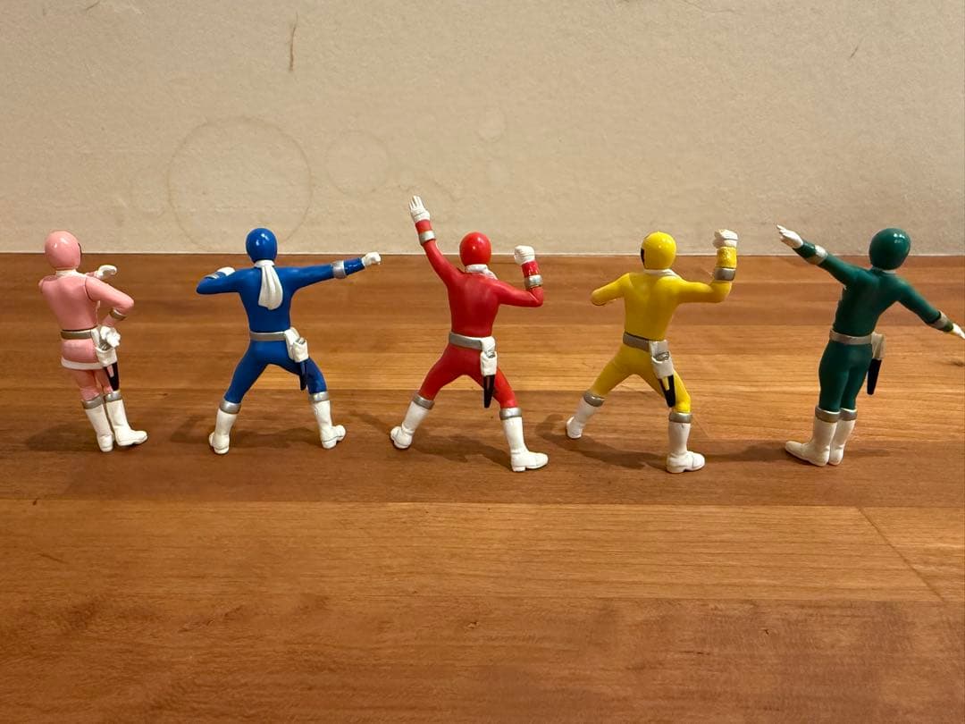 キャラエッグ　スーパー戦隊　デンジマン　フィギュア