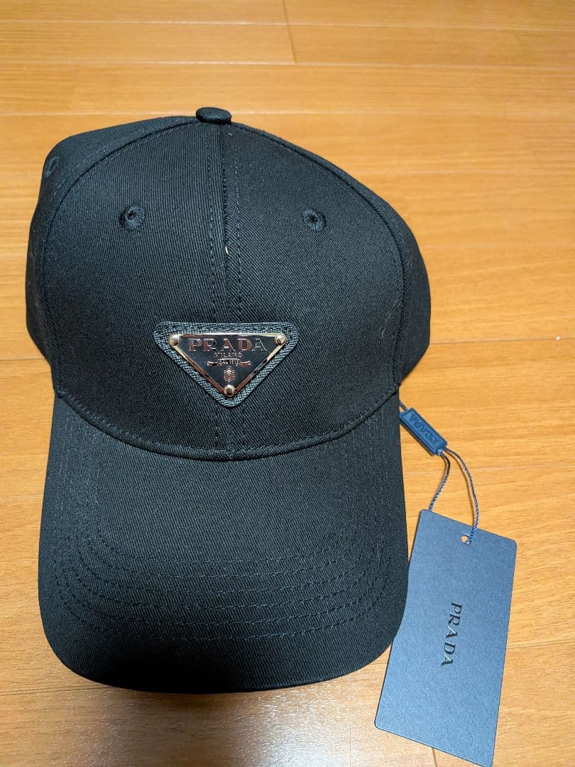 PRADA ブラックキャップ 未使用