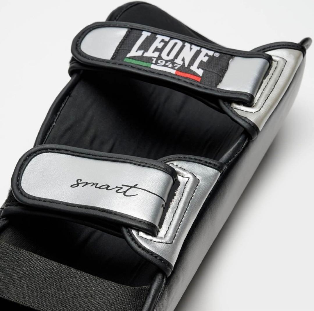 LEONE レガース　L 未使用　シンガード