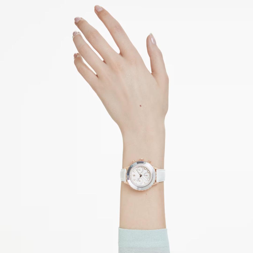 SWAROVSKI Octea Chrono 腕時計　白　ローズゴールド