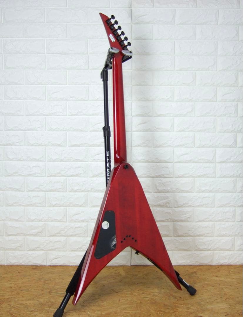 Jackson KING V KVXT CS チェリーサンバースト