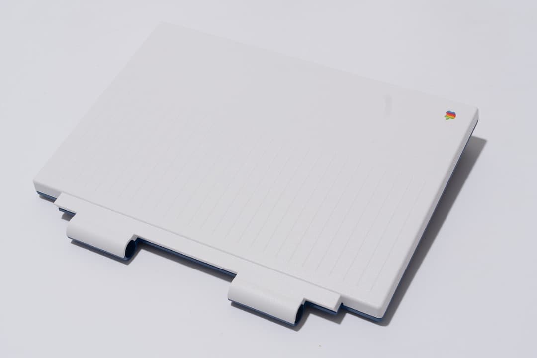 apple PowerBook170 JLPGA記念 ベネトン 未使用外装パーツ