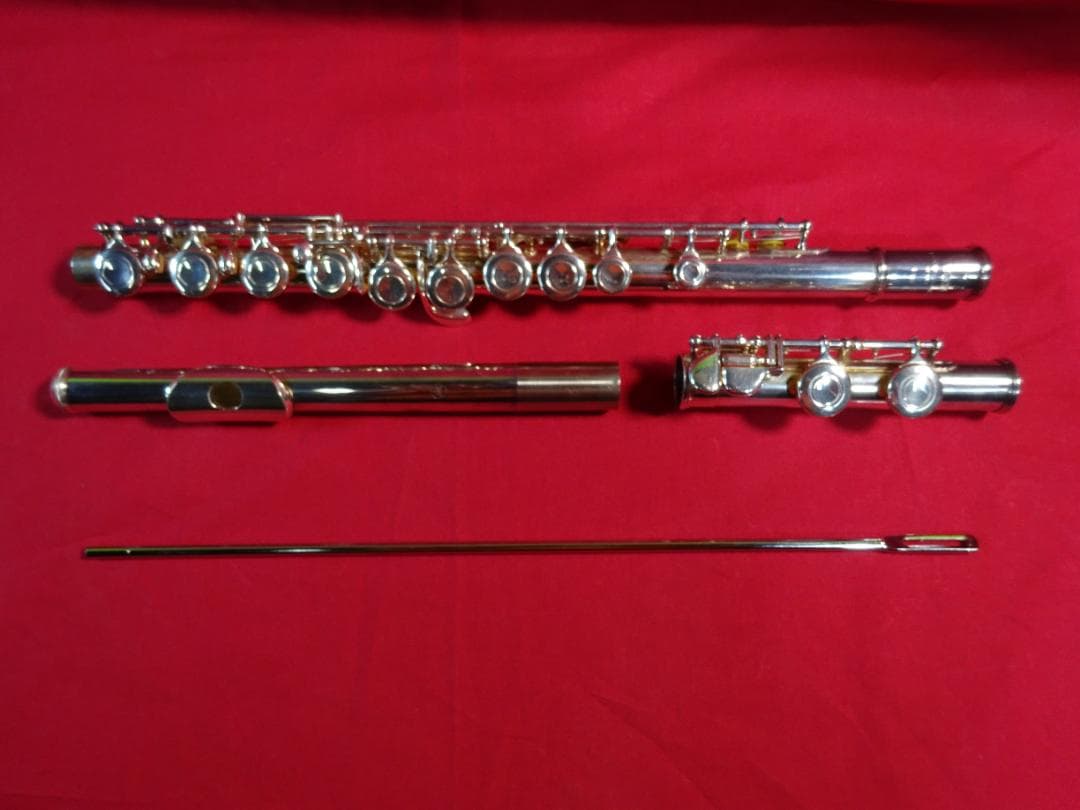 は*ろ様 YAMAHA YFL-211SII フルート ケース付き　現状品