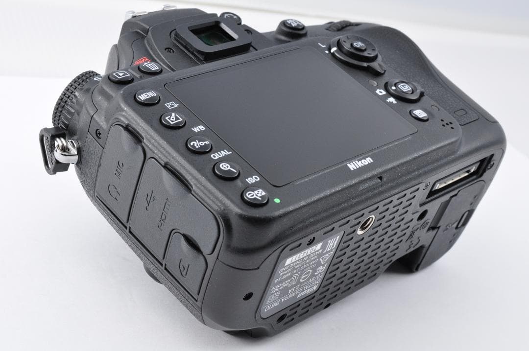 超特価　Nikon D610 24.3MP Digital SLR #EA04