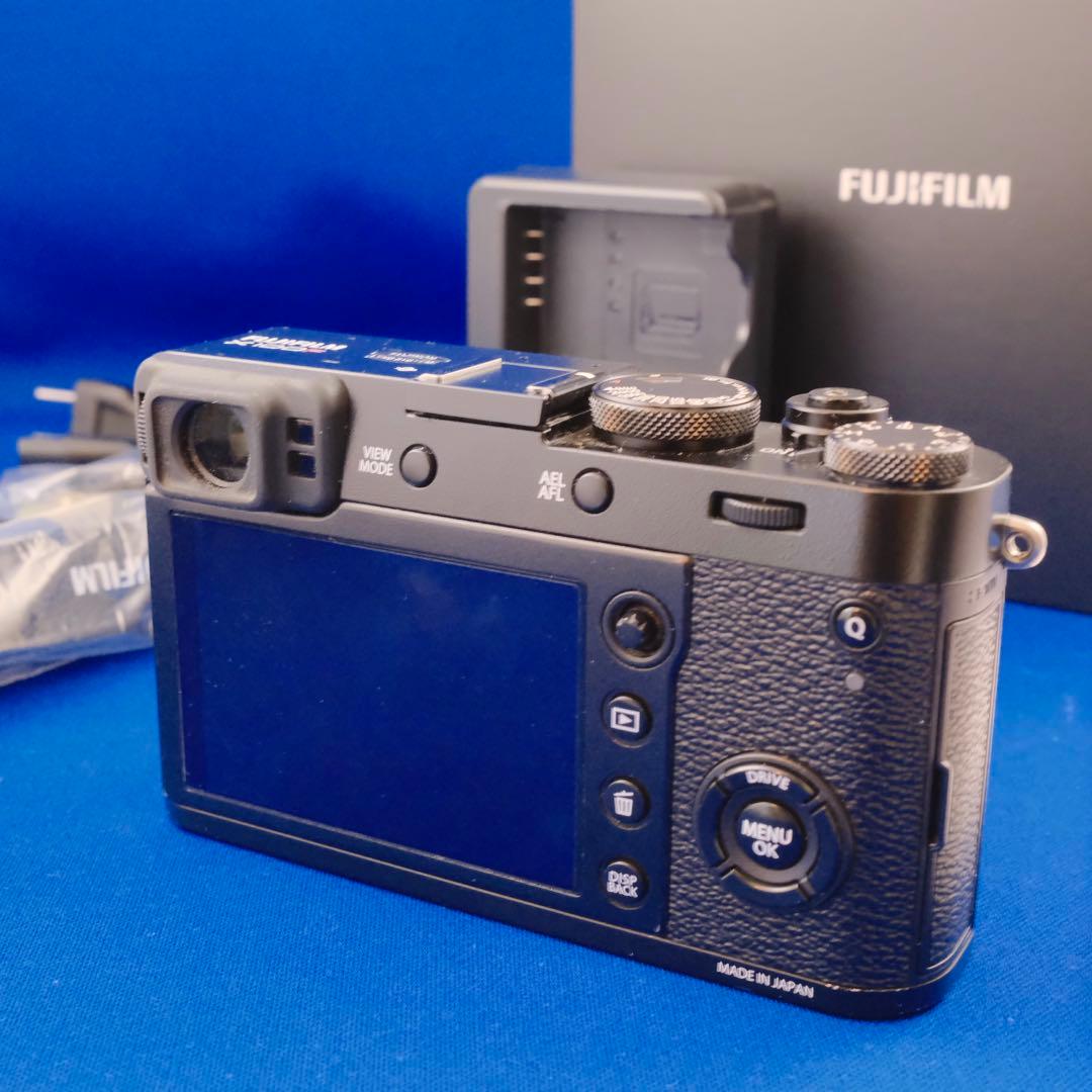 FUJIFILM X100F フィルムカメラ ブラック
