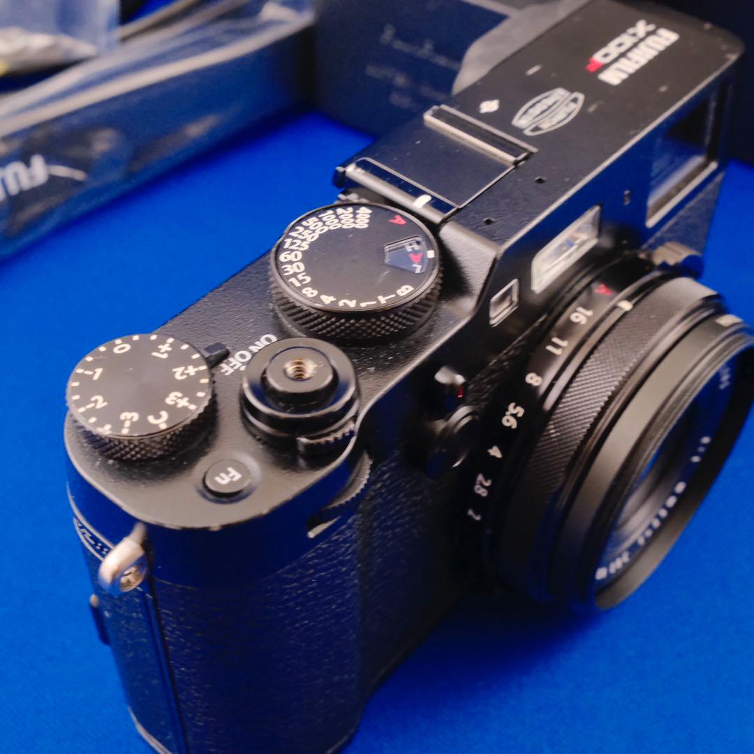 FUJIFILM X100F フィルムカメラ ブラック