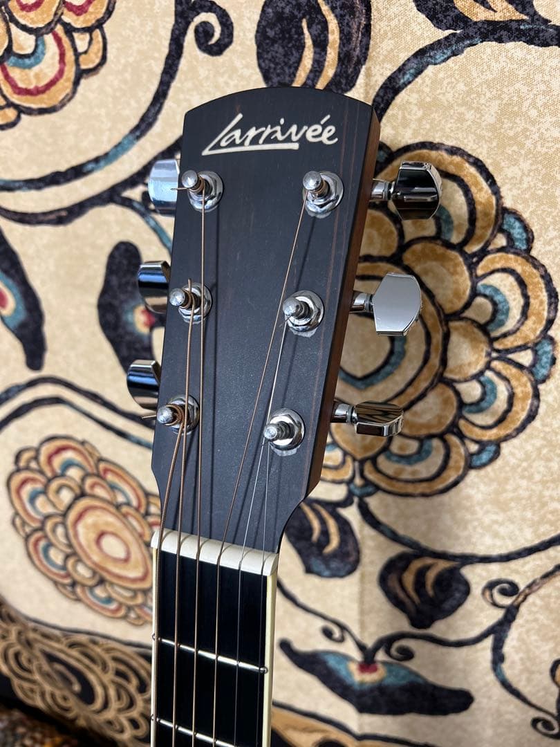 ギター Larrivee OM03R