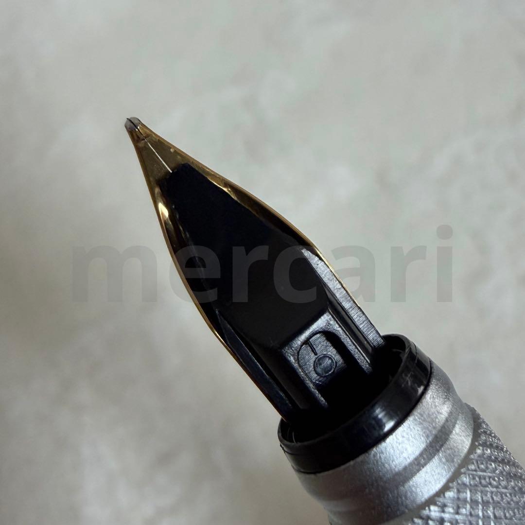 【貴重】ロットリング*600G万年筆*シルバーM-nib
