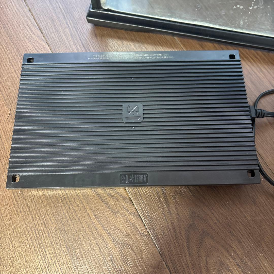 グラステラリウム4545 ヒーティングトップM レプタイルヒートS