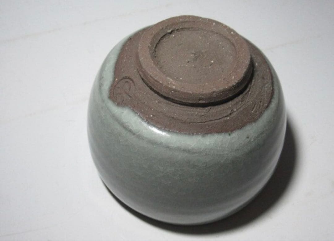 清水卯一 青磁貫入茶碗 美しく透明感のある名作！7130