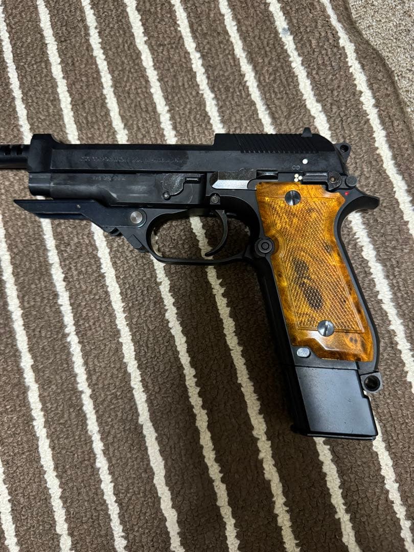 KSC M93Rガスブローバック　ヘビーウェイト　　ストック　付き