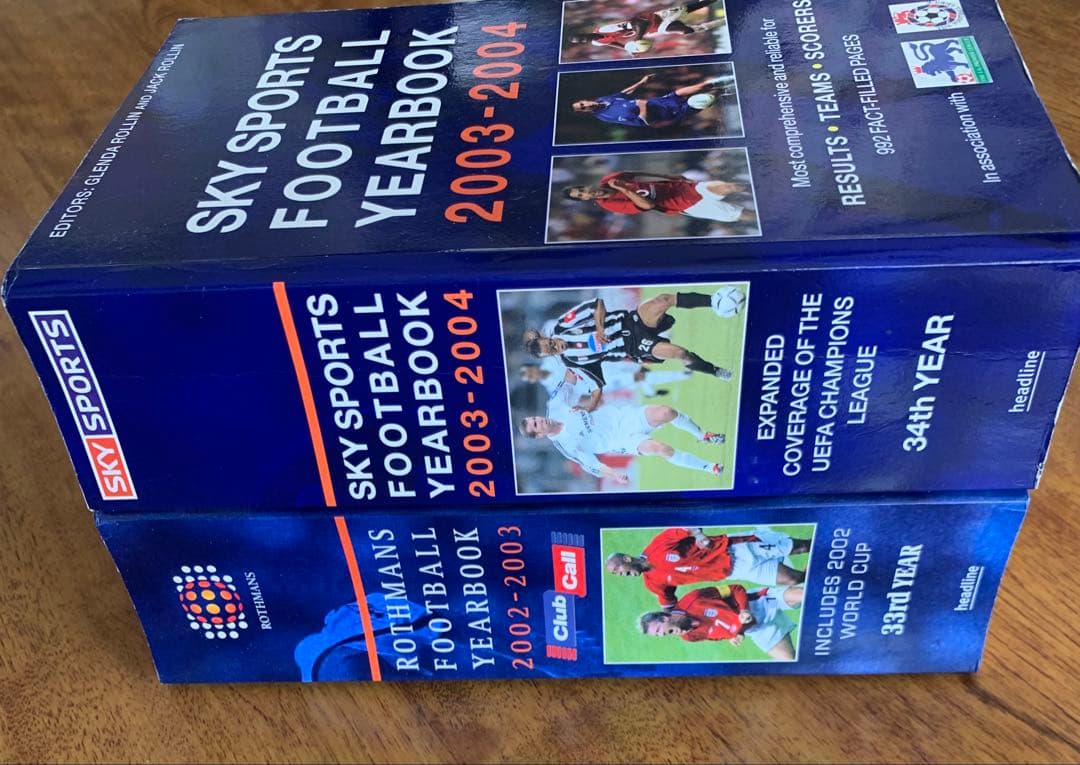入手不可能！Football Yearbook '02-'03と03-'04二冊