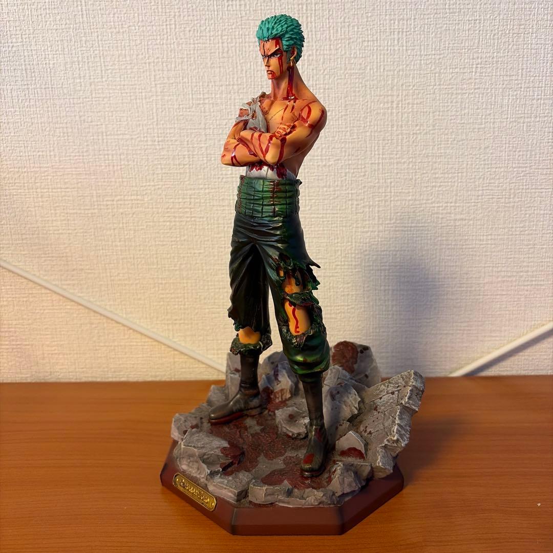 ワンピース　ゾロ　ガレージキット　フィギュア