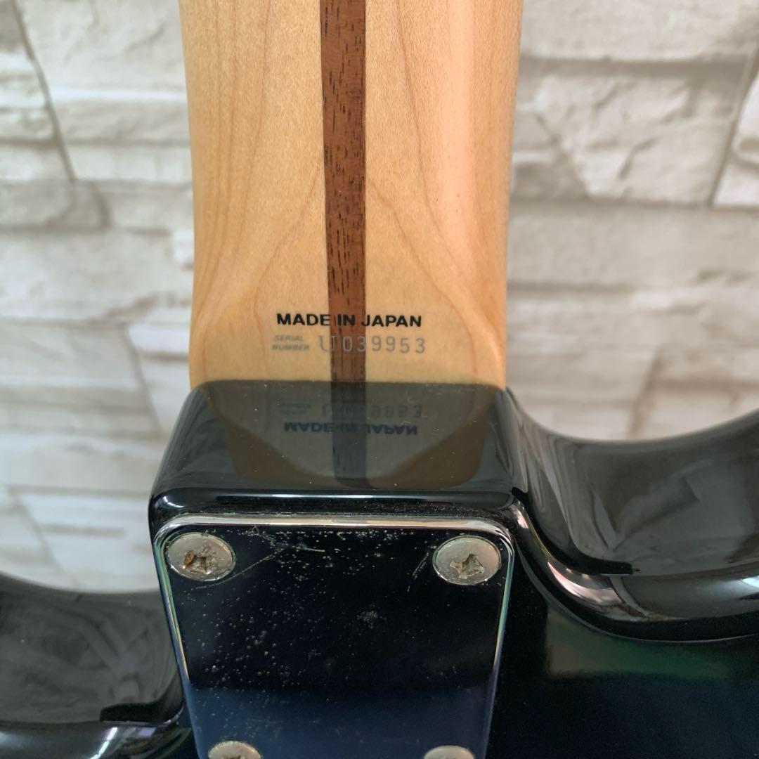 Fender stratocaster フェンダー　エレキ