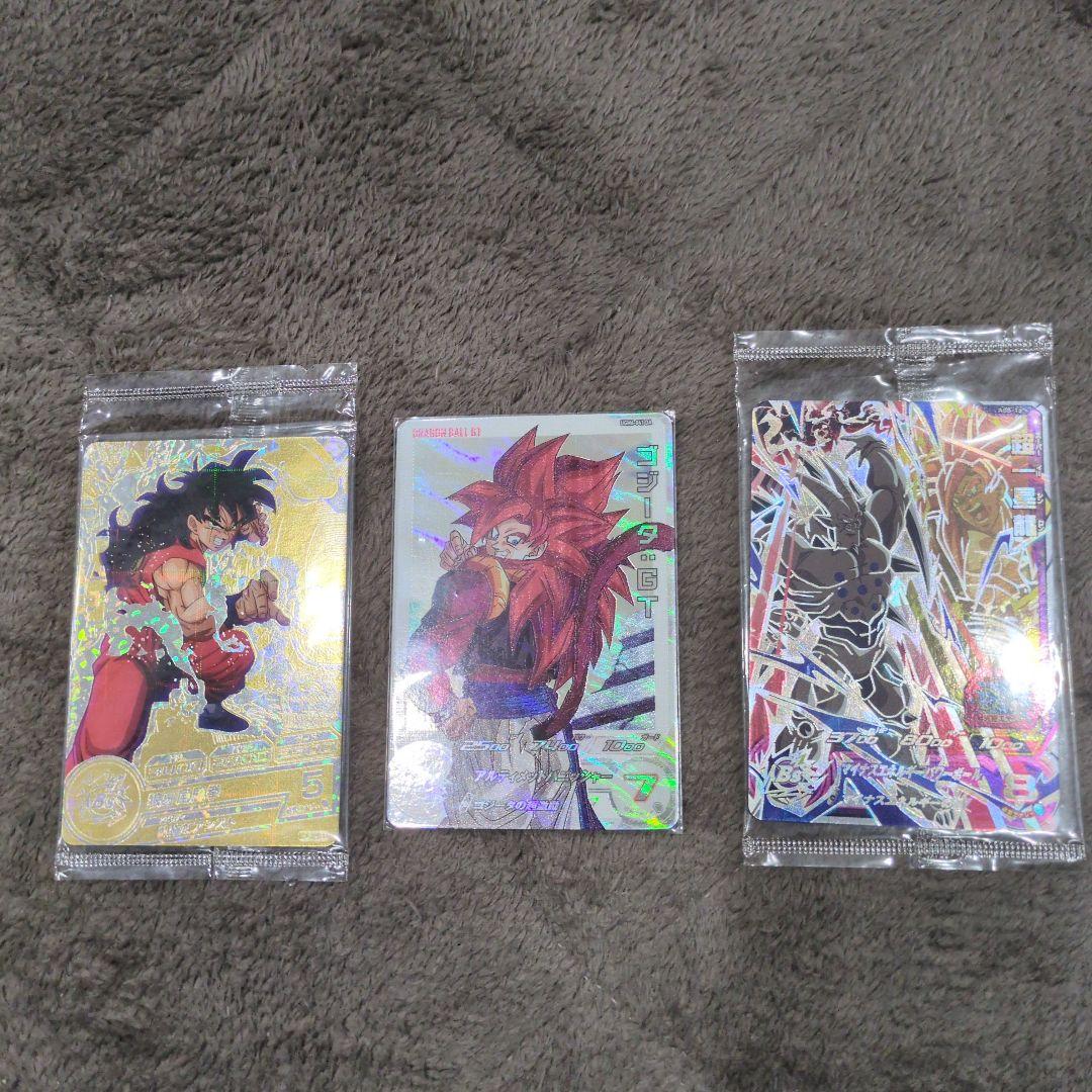 ドラゴンボールヒーローズ パラレルヤムチャ未開封　ゴジータ　超一星龍未開封　美品