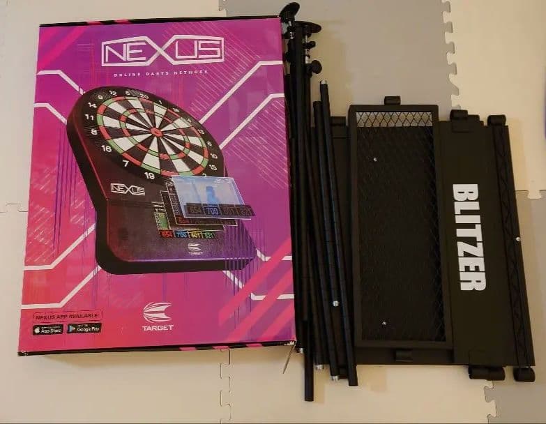 【中古品】NEXUS デジタルダーツ BLITZERスタンド付き