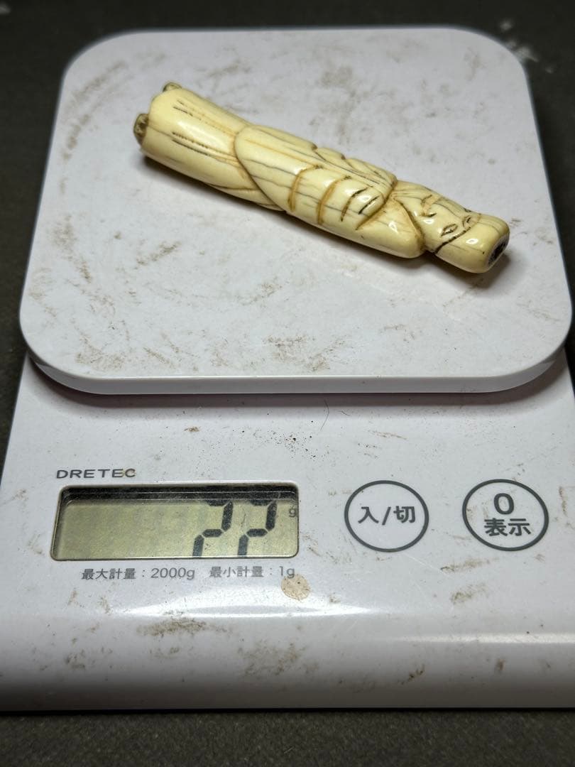 根付　天然素材　アンティーク　和彫　置物　骨董　飾り物　古美術品　 置物
