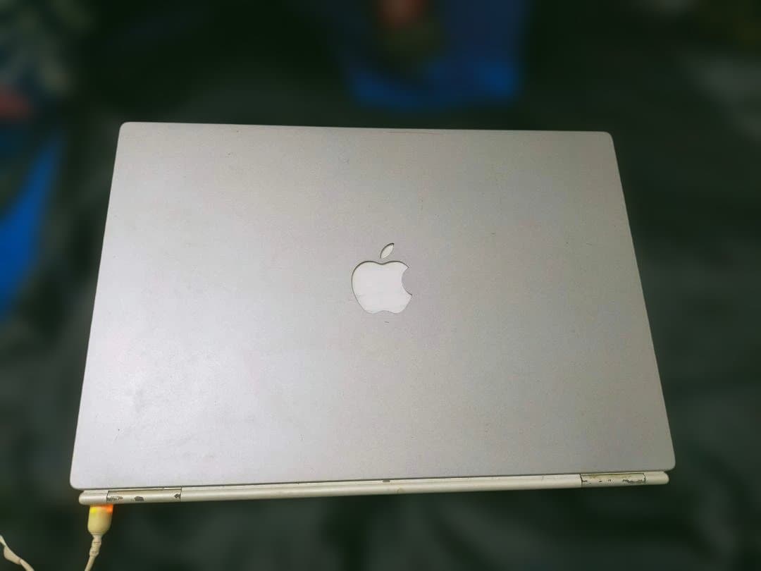 Apple PowerBook G4 15.2インチ チタニウム M8407