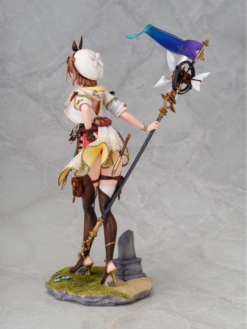 ライザのアトリエ3 フィギュア 終わりの錬金術士と秘密の鍵 ライザ ライザリン
